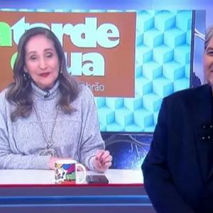 Novo programa, velha sinceridade: Datena mistura crítica social e confissões pessoais em bate-papo com Sônia Abrão