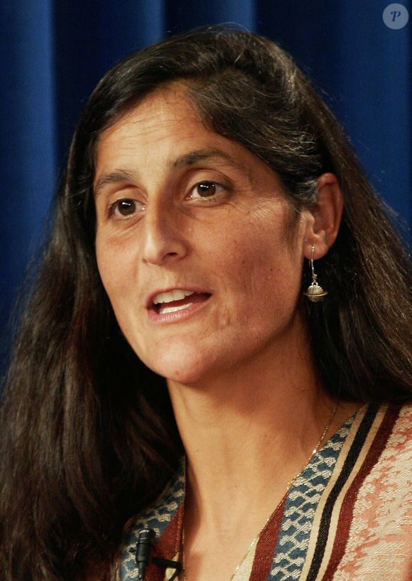 2006: Sunita Williams participa de um evento sobre o espaço em Houton, no Texas
