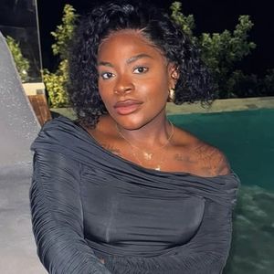 Ministério da Saúde rebate e debocha das críticas de Jojo Todynho ao SUS: 'Que mico foi esse?'