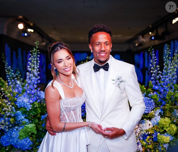 Eder Militão e Tainá Castro proibiram celulares em casamento