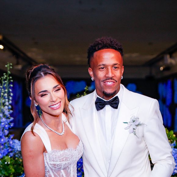 Eder Militão e Tainá Castro proibiram celulares em casamento