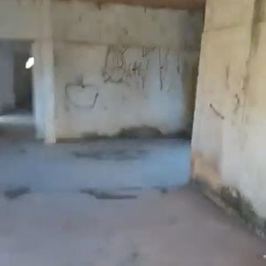 Luiza Ambiel vai gravar pornô em uma casa abandonada ainda em construção