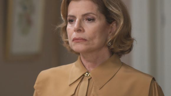 Resumo da novela 'Vale Tudo', capítulo de quarta-feira, 3 de setembro: Odete Roitman toma atitude inesperada e defende filho 'morto' Leonardo