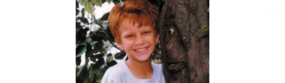 Zezé e a árvore Minguinho em Meu Pé de Laranja Lima, novela da Band