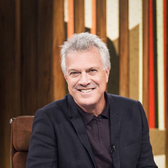 Pedro Bial é sete anos mais velho que Fernanda Torres.