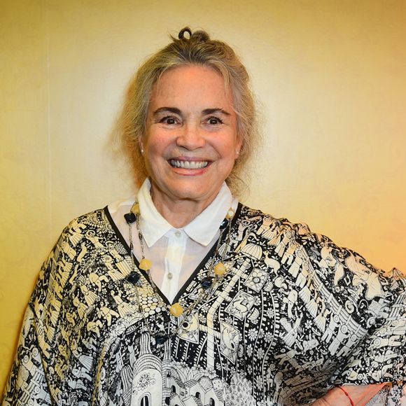 Em entrevista à jornalista Cátia Fonseca, Regina Duarte criticou o remake da novela 'Vale Tudo'