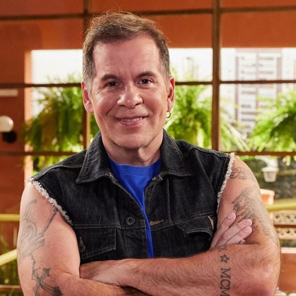Leandro Hassum, hoje aos 53 anos e quase 80 kg mais magro, baniu da dieta um hábito muito comum no dia a dia: 'É uma auto sabotagem invisível'