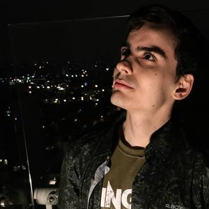 Em 2022, Dudu Camargo foi acusado de assediar um menor de idade com mensagens no Instagram