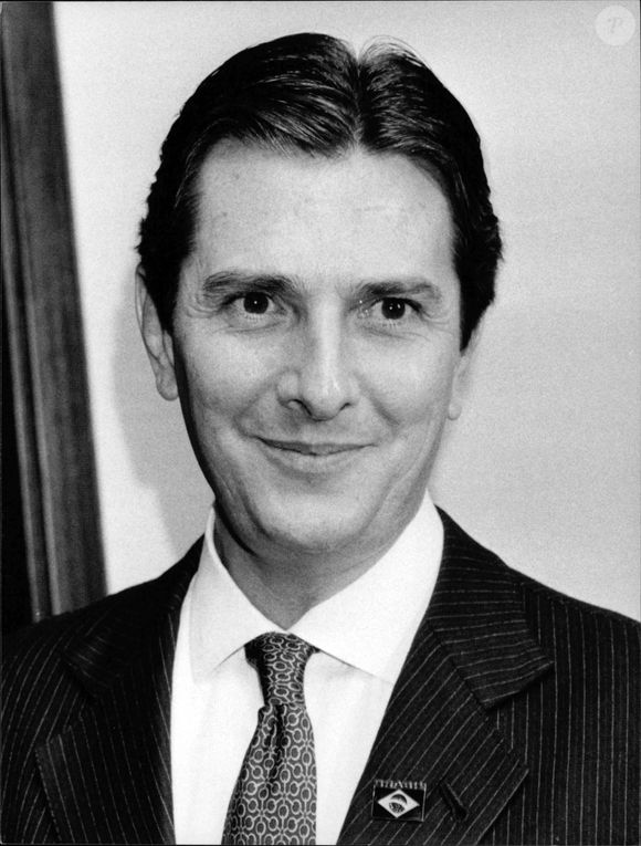 SUS surgiu em setembro de 1990, nos primeiros meses da presidência de Fernando Collor de Mello, que tomara posse em março daquele ano