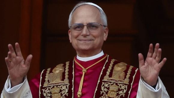 Após anúncio de Leão XIV como novo Papa, foto inédita de Robert Prevost tomando cerveja no Brasil viraliza na web. Veja!
