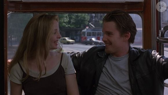 Em 'Antes do Amanhecer', uma jovem francesa chamada Céline repara em um rapaz americano chamado Jesse em um trem que corta a Europa
