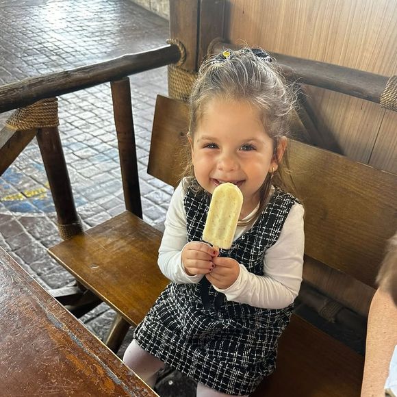 Filha do meio de Virgínia Fonseca e Zé Felipe, Maria Flor tem 2 anos