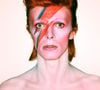 David Bowie e a capa do icônico disco 'Aladdin Sane'
