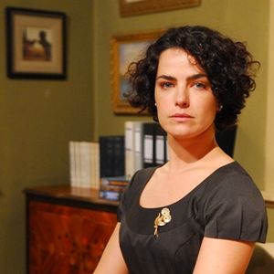 A última atuação de Ana Paula Arósio foi no seriado 'Na Forma da Lei', em 2010