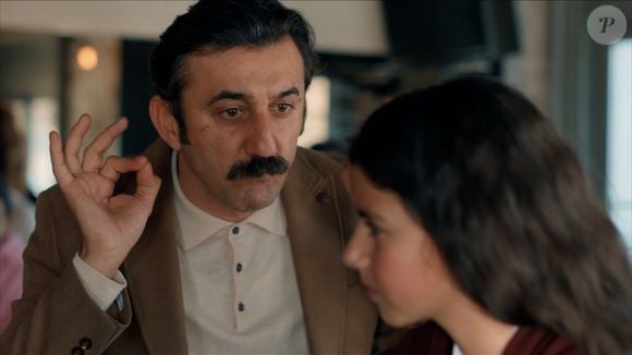 Reha convence Karsu a fazerem terapia de casal, mas na volta brigam de novo e ele se mostra agressivo na novela 'Coração de Mãe' capítulo de quarta-feira 4 de março de 2026