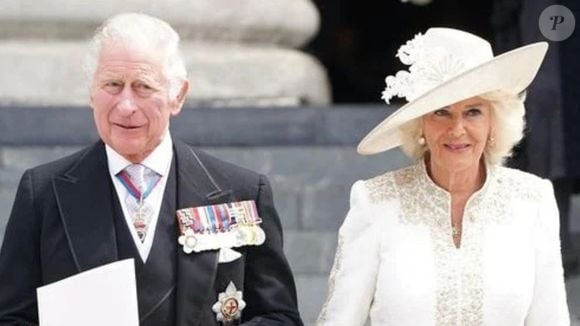 O rei Charles III esteve na Casa Branca em visita de Estado marcada por trocas de presentes simbólicos e cheios de história
