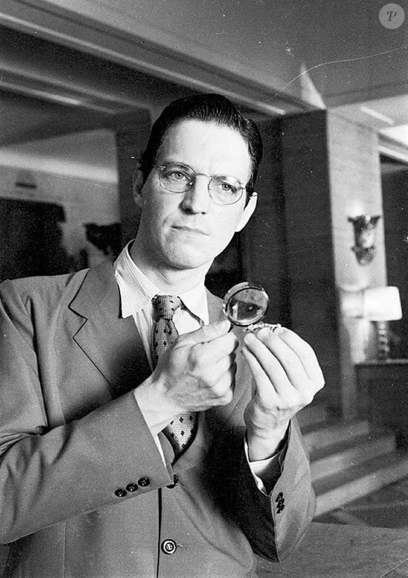 Ator Silvio Pozatto será velado nesta terça-feira, 1º de julho de 2025, entre 15h e 18h no Memorial do Carmo - artista em foto da minissérie 'A, E, I, O... Urca'