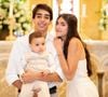 Os escolhidos para apadrinhar Rafael foram Luca e Isabella, filhos de Caroline com o ex-jogador Kaká e irmãos mais velhos do pequeno