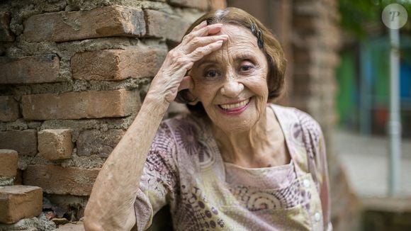 Na vida pessoal, Laura também viveu uma história de amor que atravessou décadas. A atriz se casou com Fernando Balleroni, com quem oficializou a união em 1949.