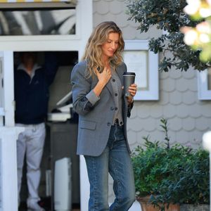 LOS ANGELES, CA - JANUARY 11: Gisele Bundchen is seen on January 11, 2024 in Los Angeles, California. (Photo by Rachpoot/Bauer-Griffin/GC Images)