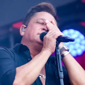 Quase ninguém lembra, mas, há 22 anos, Leonardo se envolveu em um acidente que matou o padrinho de Zé Felipe