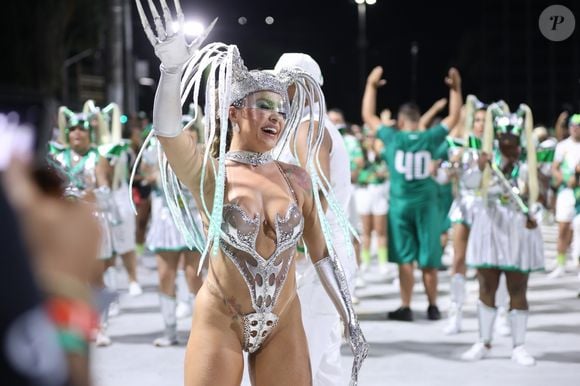 Fabíola de Andrade quer se candidatar à presidência da Mocidade, segundo o jornal Extra