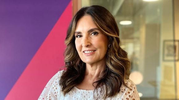 Uma cabeleireira francesa especialista explica como parecer mais jovem a partir dos 60 anos: 'Clarear o cabelo meio tom vai suavizar suas feições'