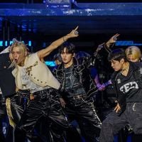 Como ficariam os integrantes do Stray Kids, estreante no Rock in Rio, no universo de 'Guerreiras do K-pop', segundo a IA?