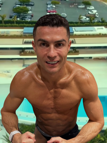 Com 12 mil m², a nova mansão de R$ 385 milhões de Cristiano Ronaldo, convocado para a Copa do Mundo 2026, impressiona com piscina gigante de borda curva e arquitetura que lembra um shopping